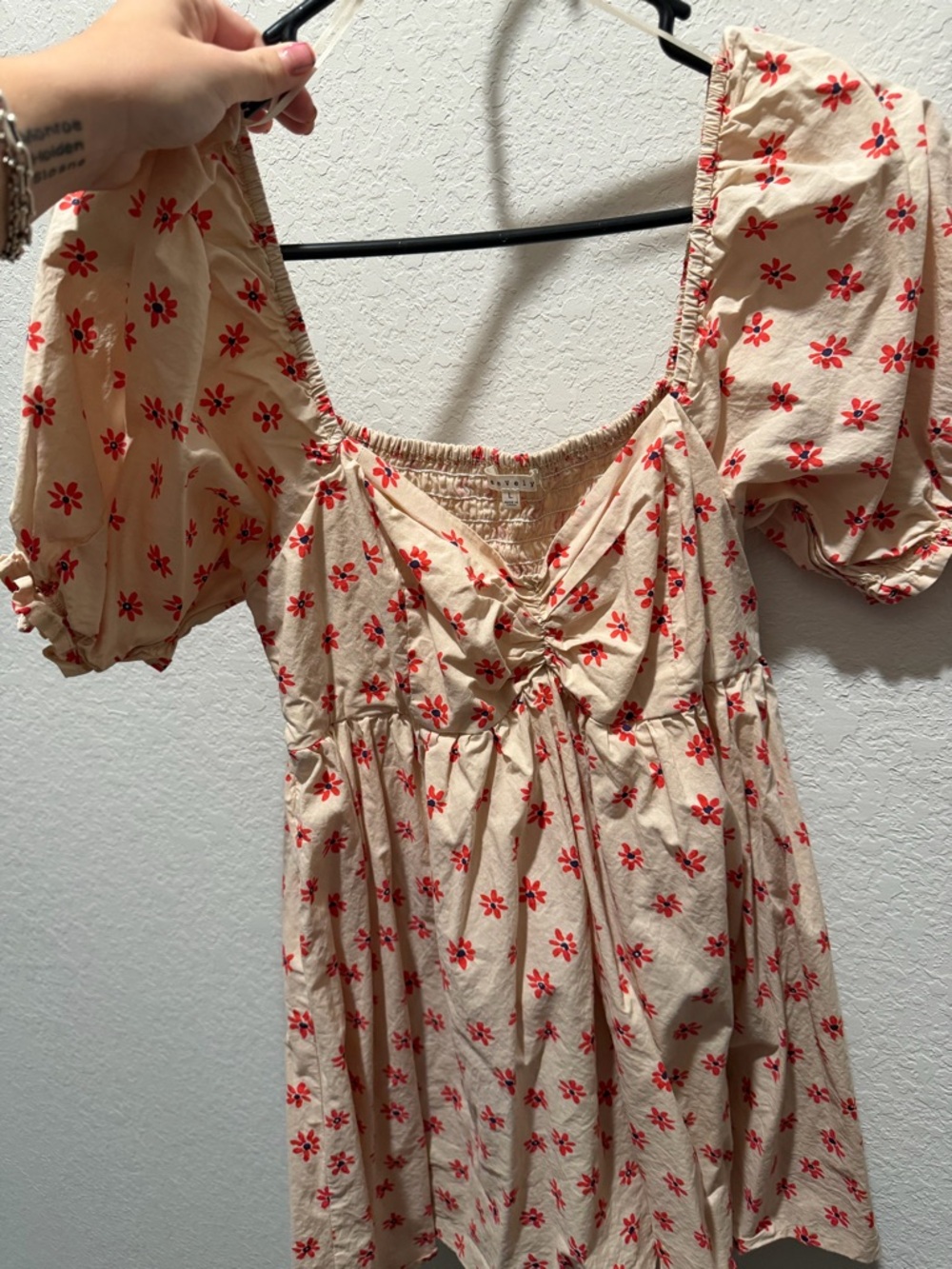 Source Unknown Maternity Cream Floral Puff-Sleeve Romper with Red Flowers